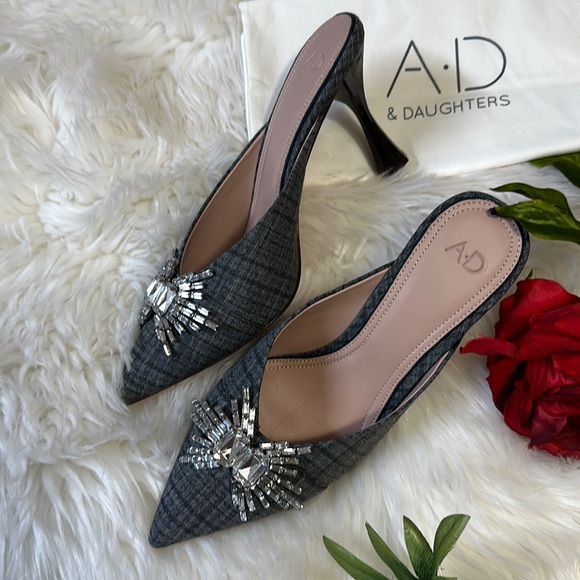 Holiday Mule Heels - Picture 8 of 11